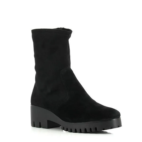 24 Hrs 23854 Black Ankle Boots
