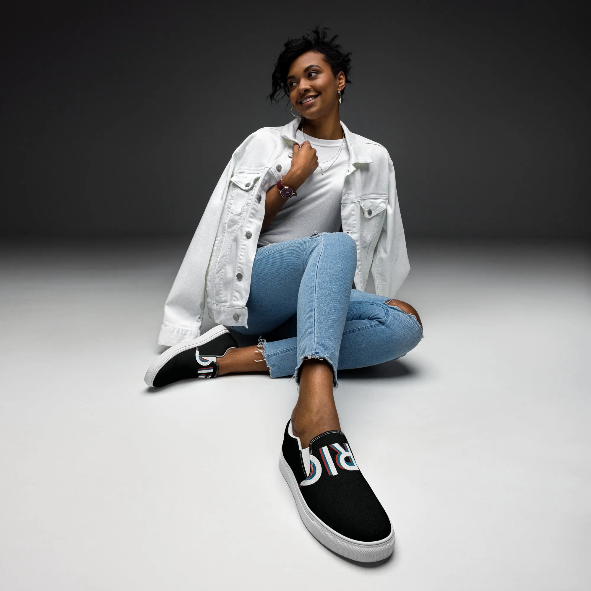 AFRICA GLOWS Women’s Slip-On Canvas Shoes