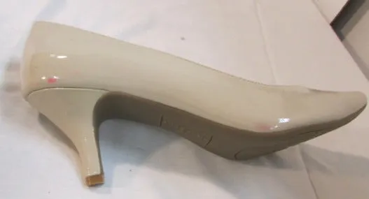 Anne Klein "Akisana" Women's Pumps