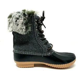 Brand new Report Ursela Black & Grey Lace Up Ultra Soft Faux Fur Duck Boots Women's Size 7! Retails $93 