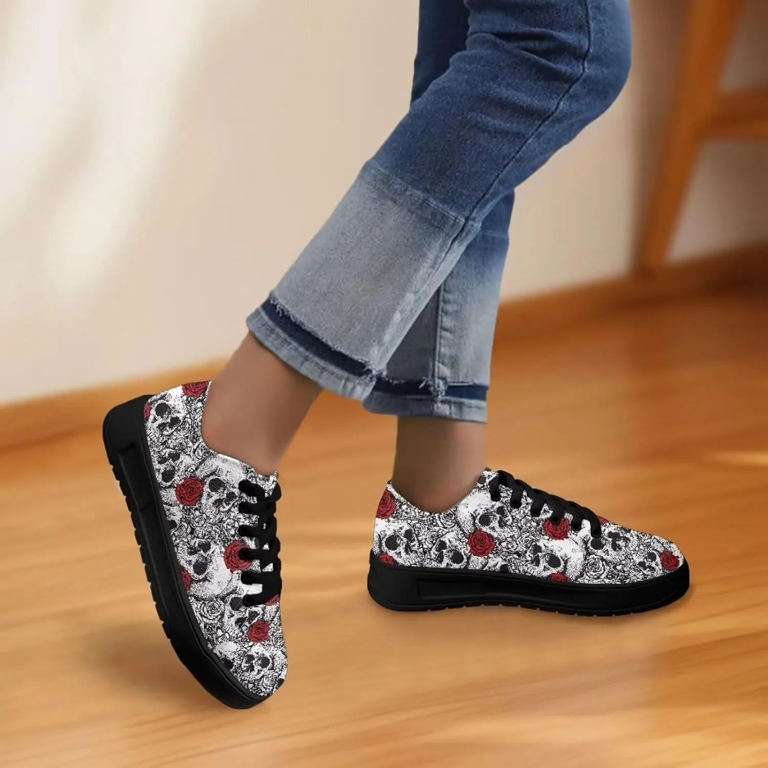 Canvas Shoes Lace-Up Low Top Sneakers Womens Fashion Casual Shoes Walking Comfortable Platform Canvas Sneakers