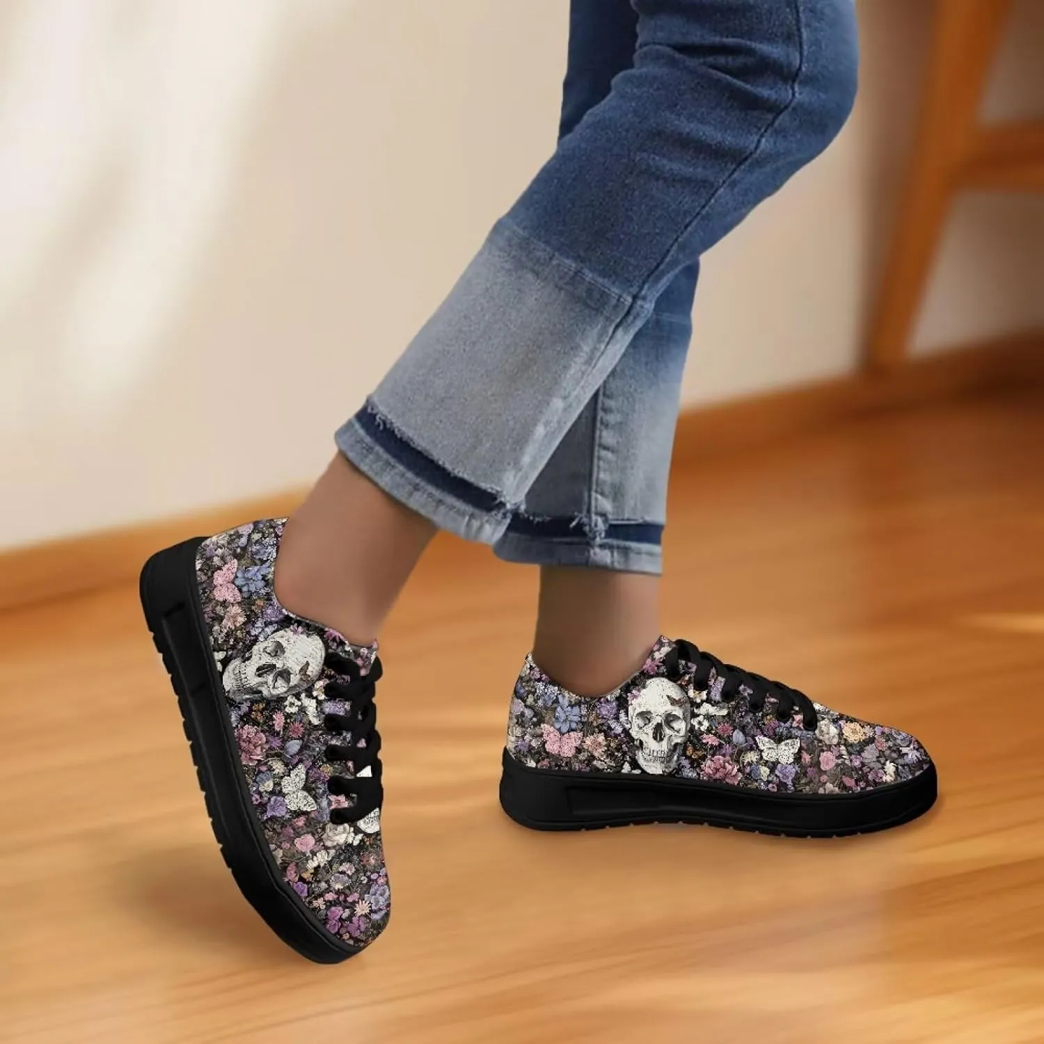 Canvas Shoes Lace-Up Low Top Sneakers Womens Fashion Casual Shoes Walking Comfortable Platform Canvas Sneakers