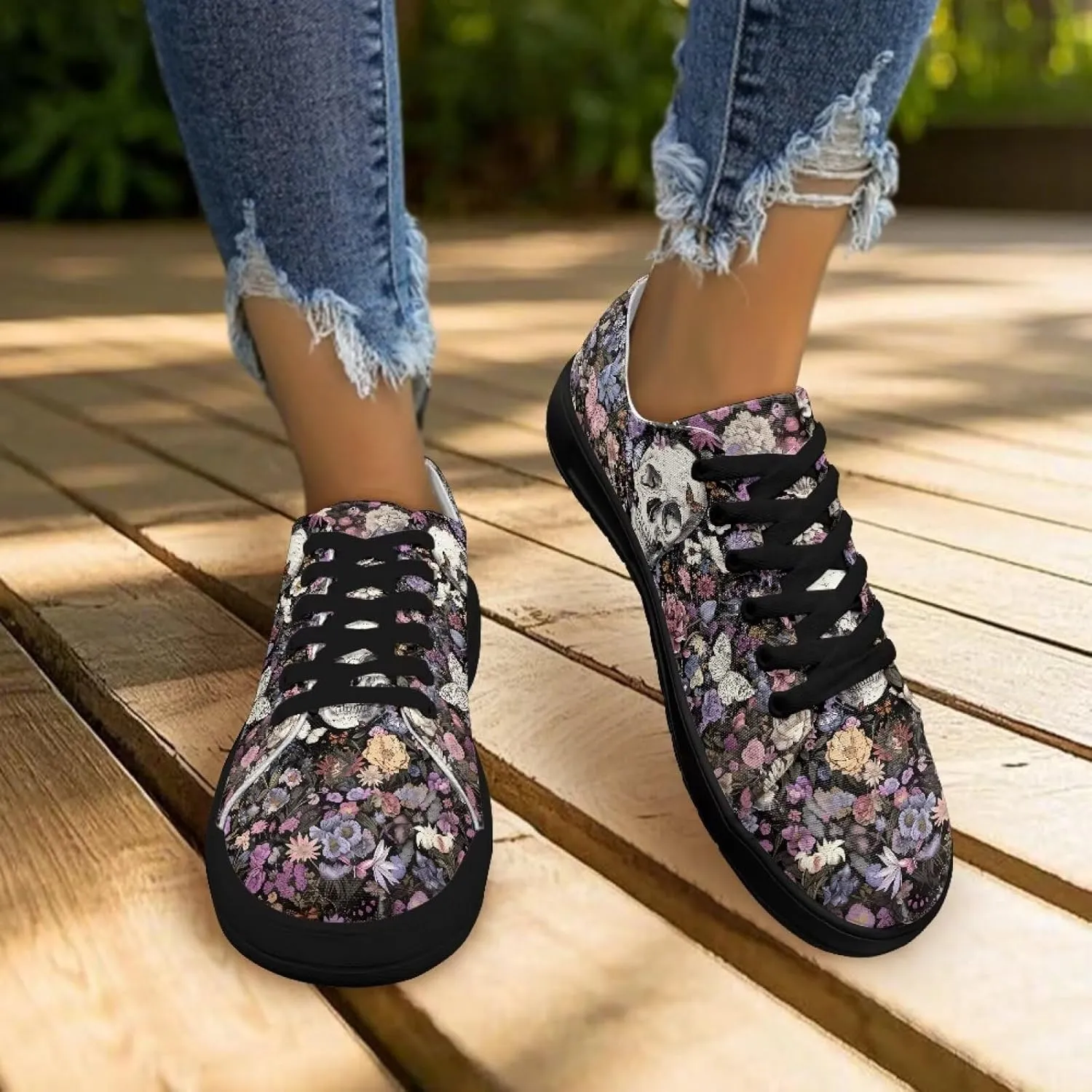 Canvas Shoes Lace-Up Low Top Sneakers Womens Fashion Casual Shoes Walking Comfortable Platform Canvas Sneakers
