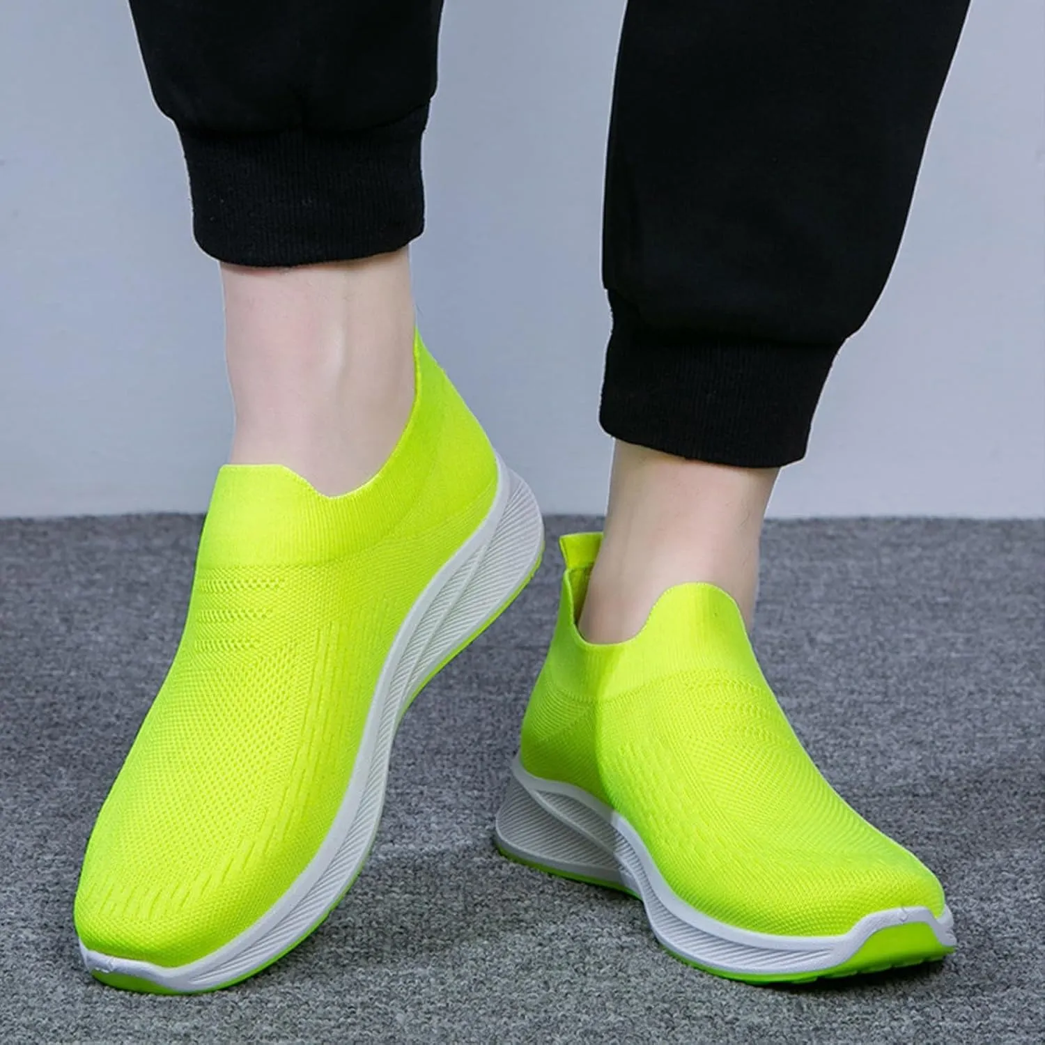 Casual Dress Shoes Men's Mesh Soft Sole Sports Shoes Casual Fitness Solid Color Sports