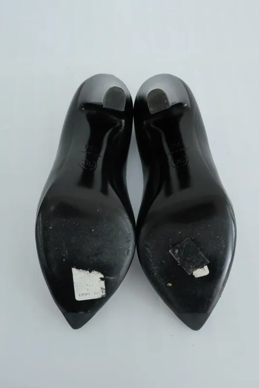 Chanel Cap Toe Pumps Black Leather & Patent Size 39.5 Pointed Toe Heel