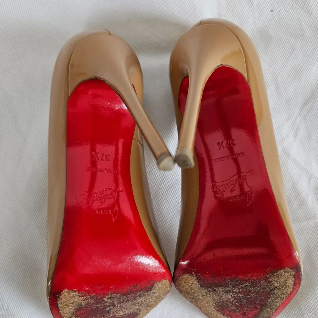 Christian Louboutin Nude Patent Leather So Kate Pumps, 37.5