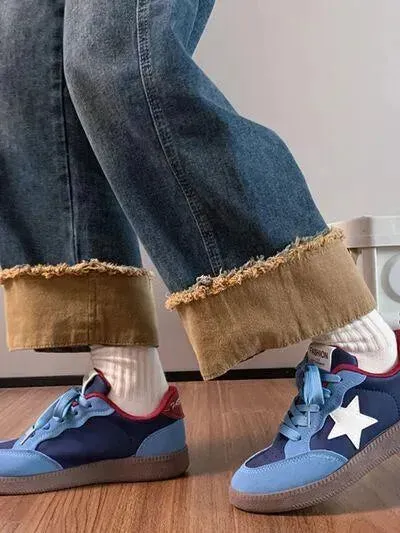 Contrast Star Lace-Up Athletic Sneakers