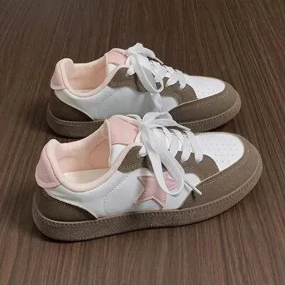 Contrast Star Lace-Up Athletic Sneakers