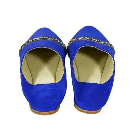 Decorated suede slipper