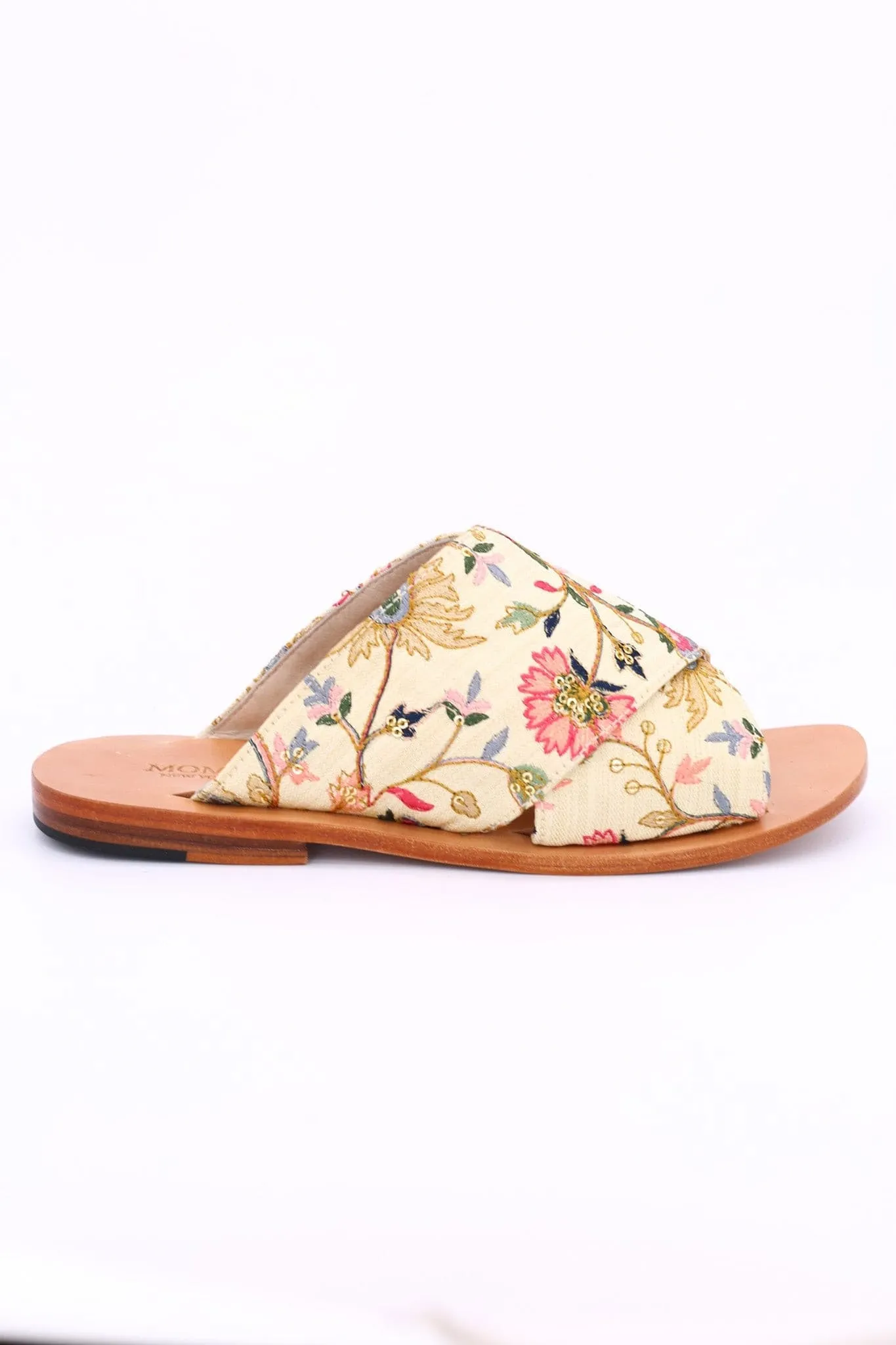 EMBROIDERED SANDALS DAISY