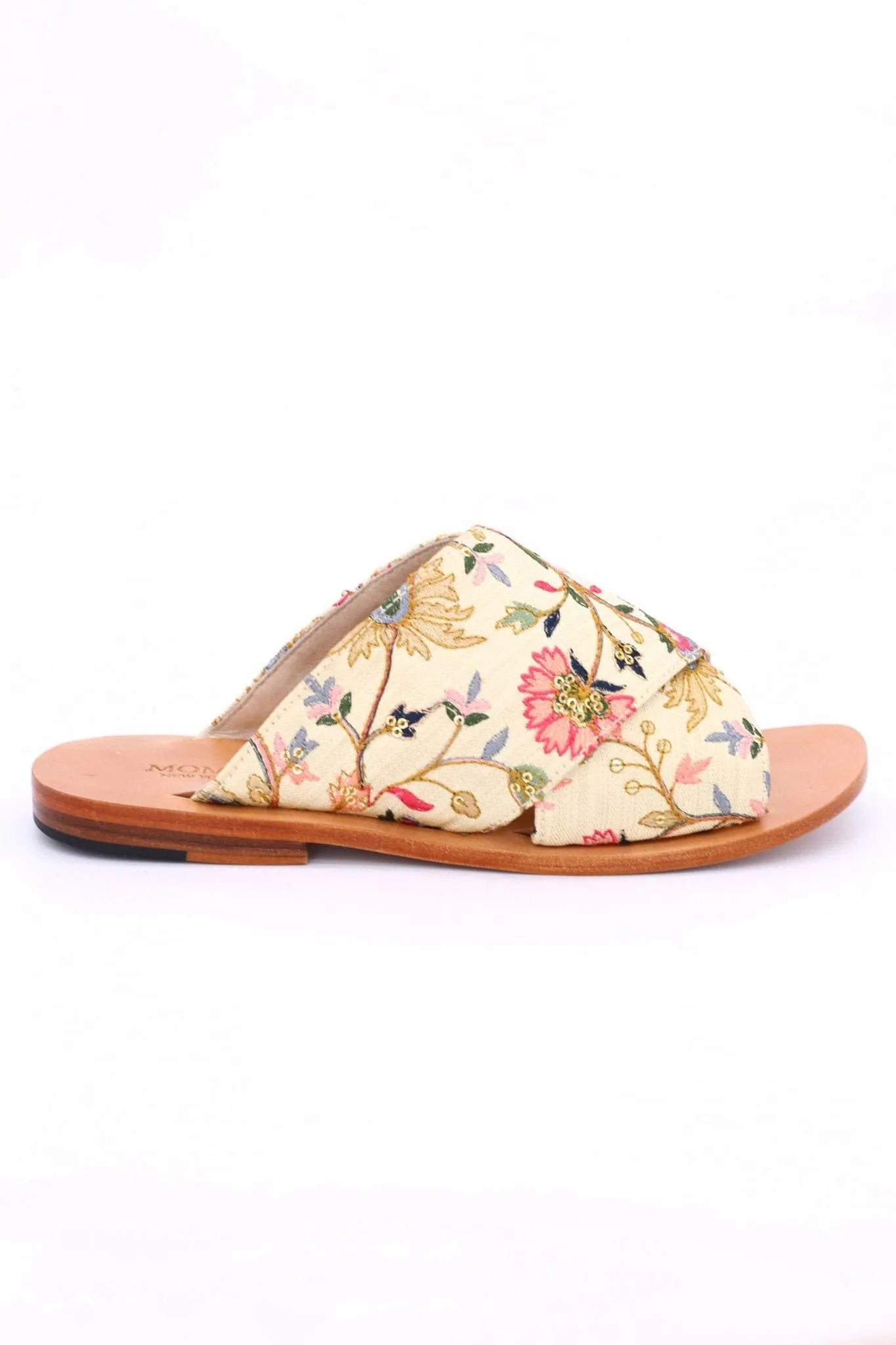 EMBROIDERED SANDALS DAISY