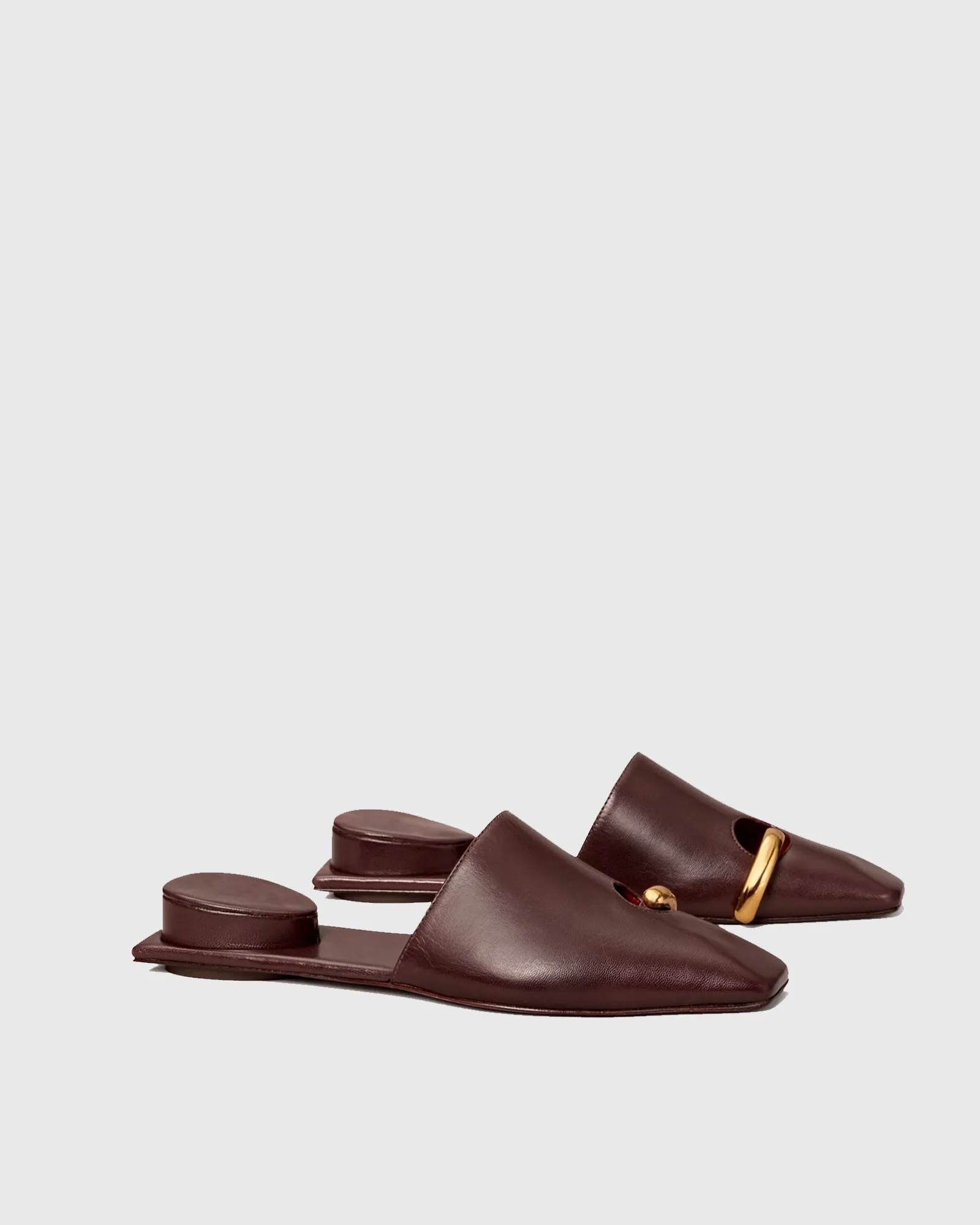 Ersilia Leather Slippers In Brown