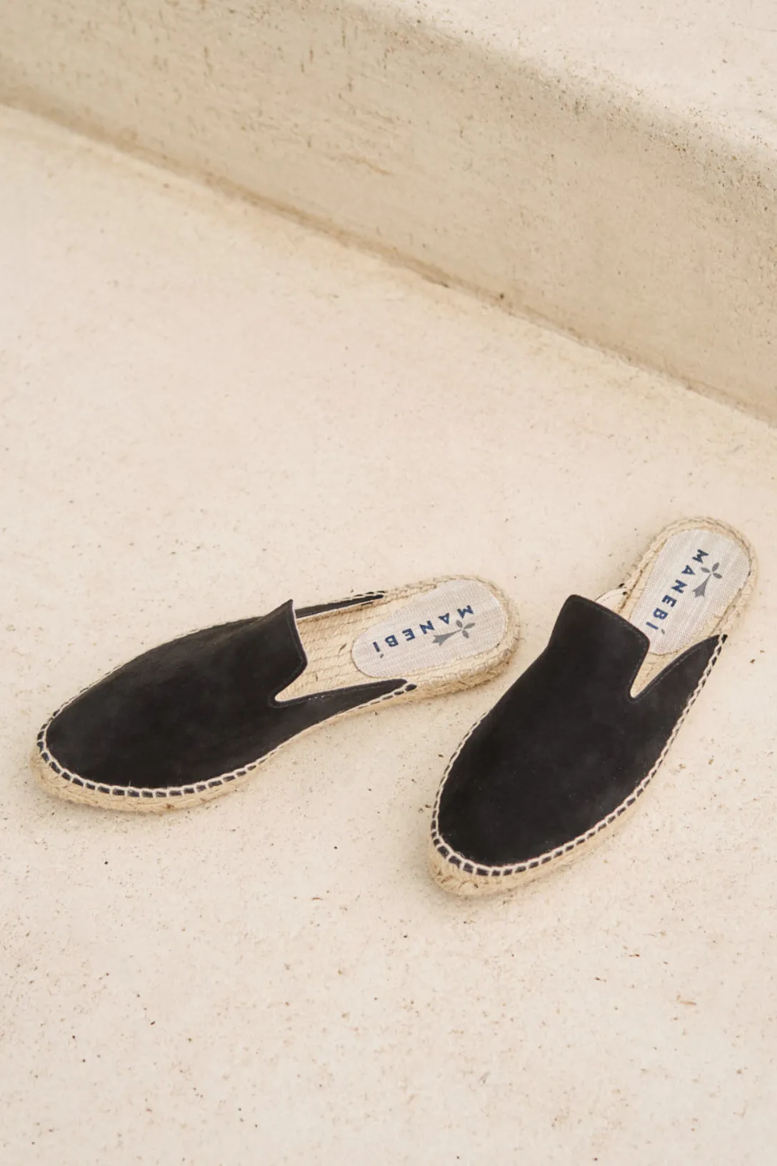 Flat Suede Mules | Black