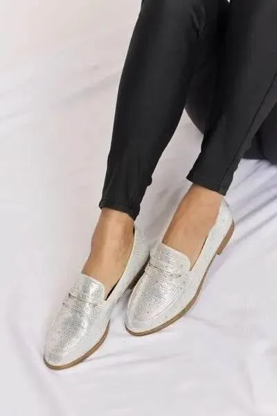Forever Link Rhinestone Point Toe Women Loafers