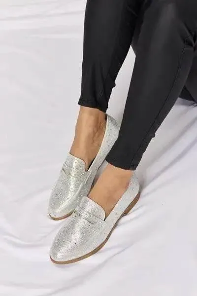 Forever Link Rhinestone Point Toe Women Loafers