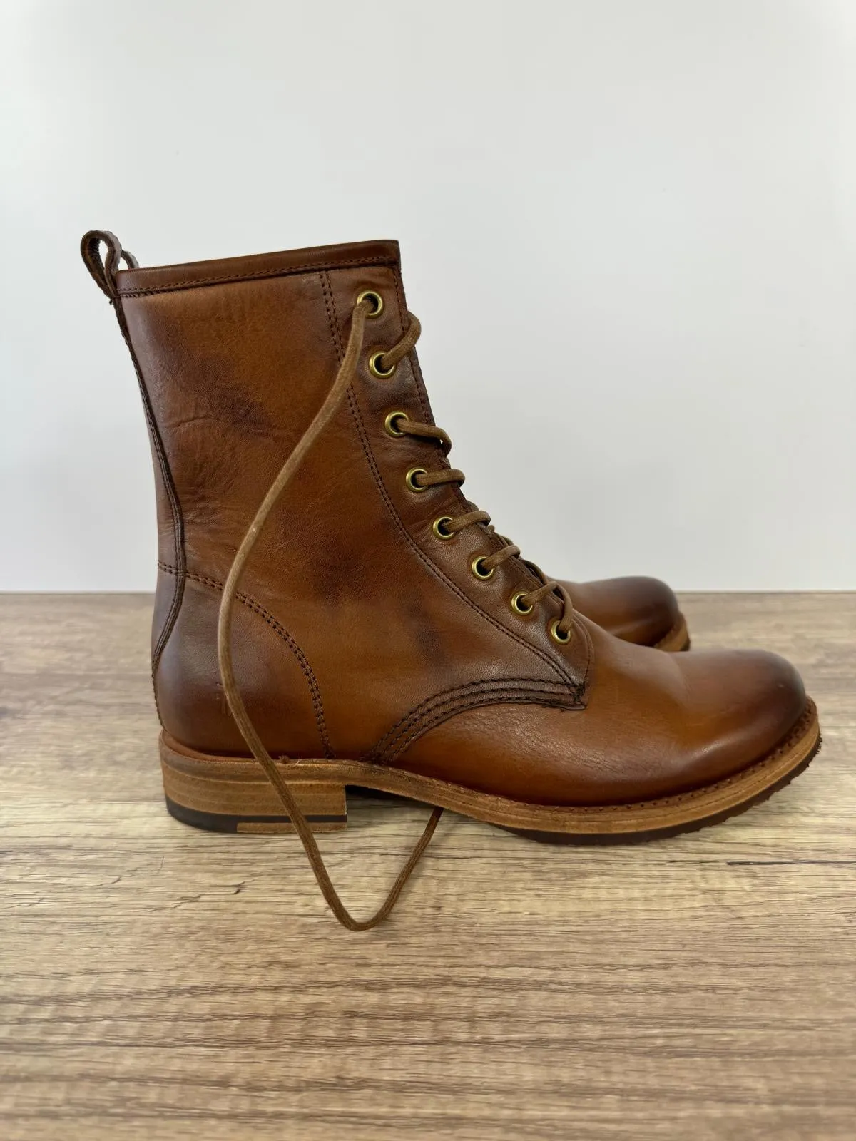 FRYE VERONICA COMBAT LEATHER BOOTS IN CARAMEL