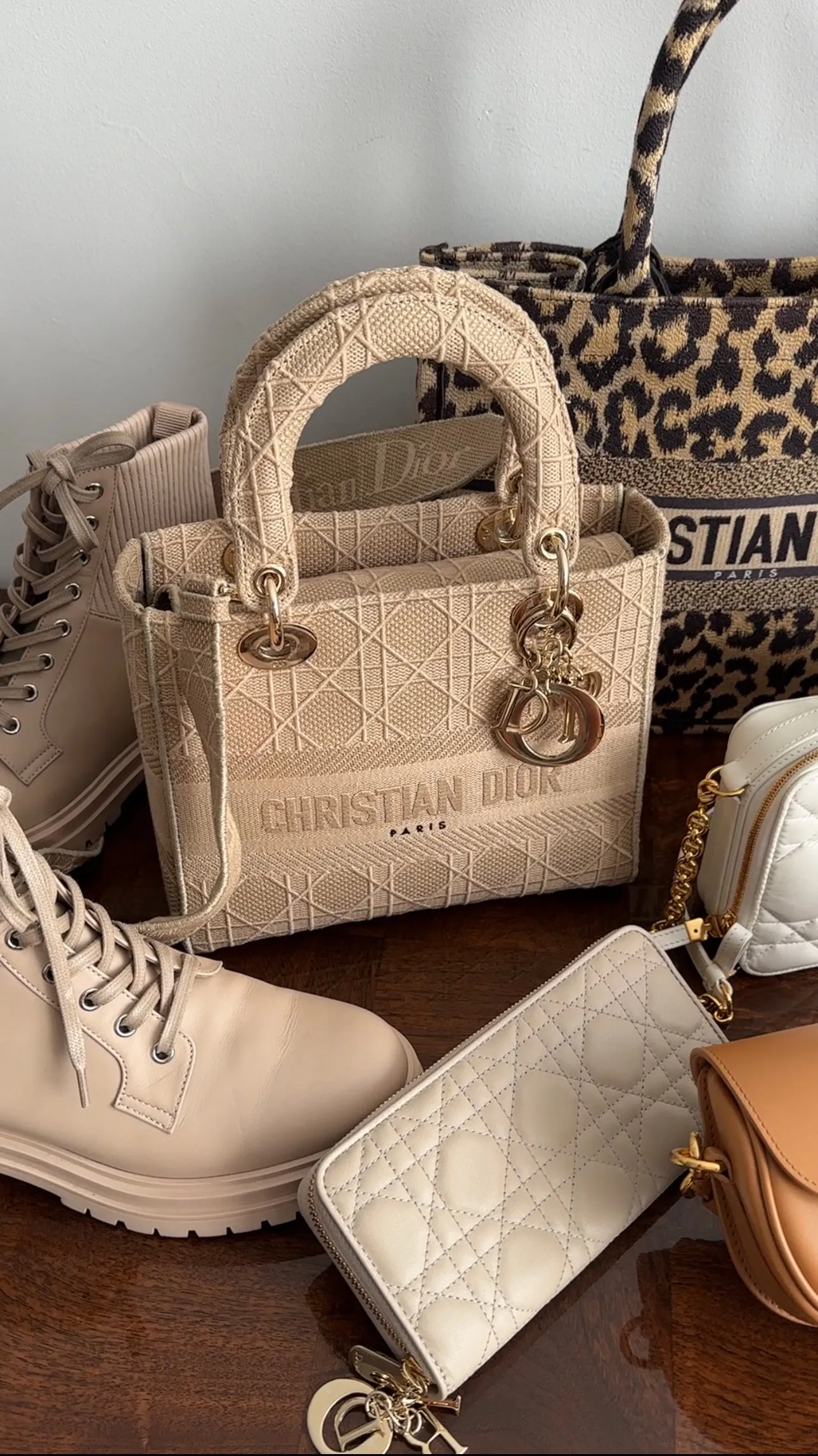 Gianvito Rossi Beige Martis 20 Leather Combat Boots - 40