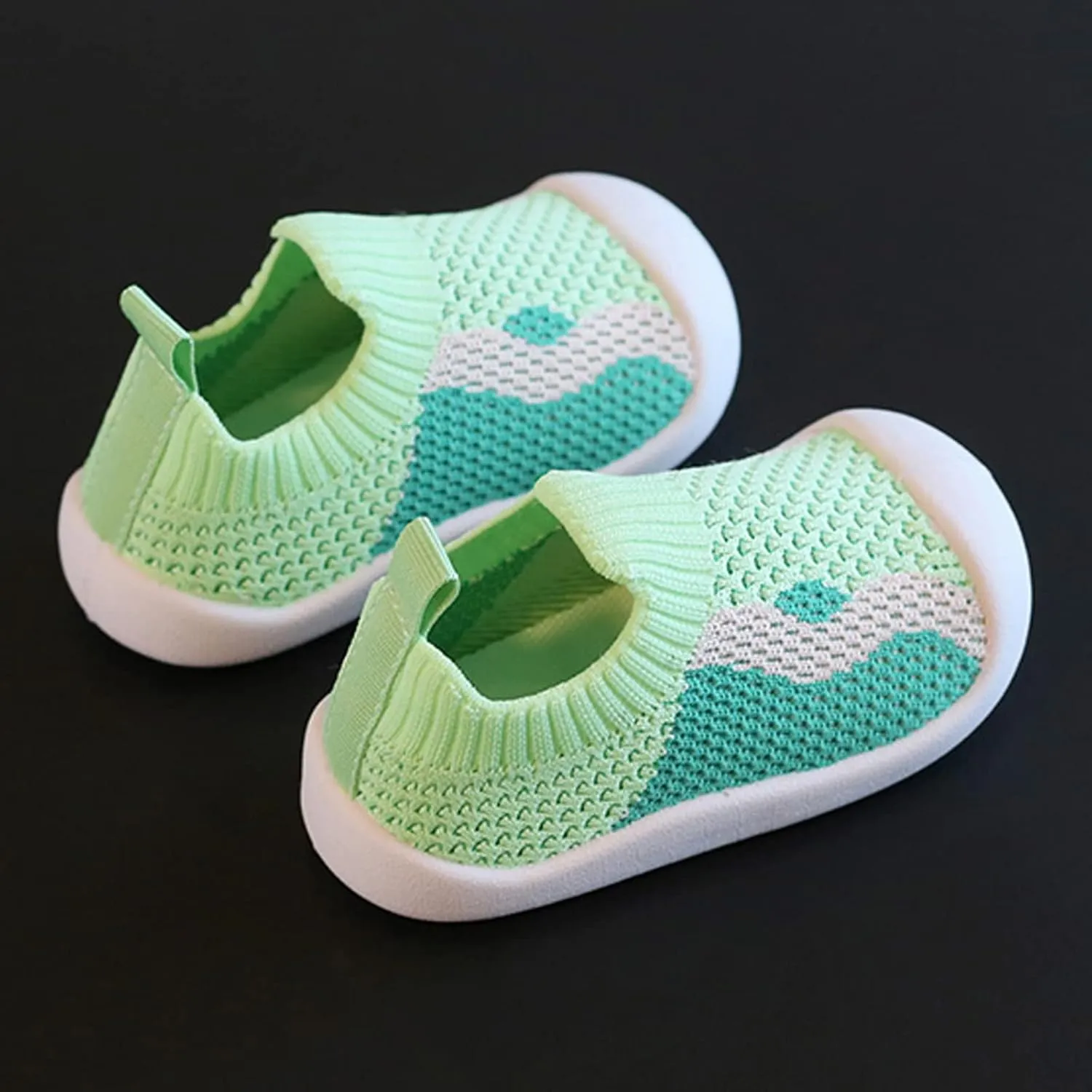 Girls Boys Kids Leisure Shoes Mesh Soft Bottom Breathable Slip On Sport Shoes Socks Shoes Toddler Walking Shoes