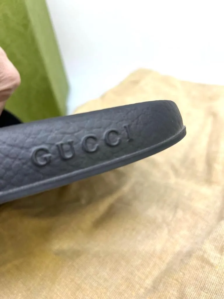 GUCCI GG RUBBER SLIDE SANDALS