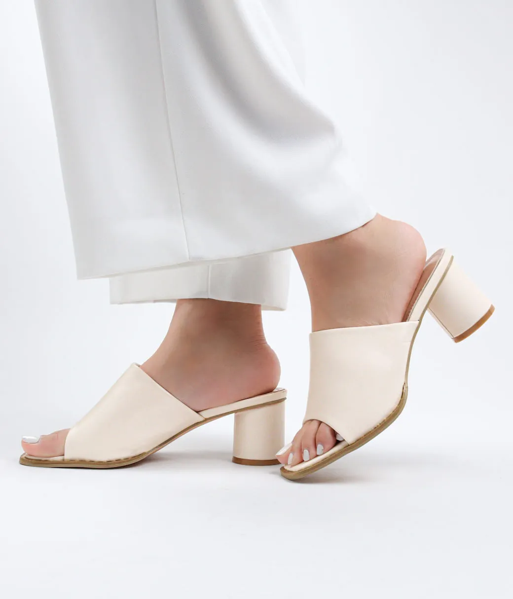H&Y - Women's Block Mules