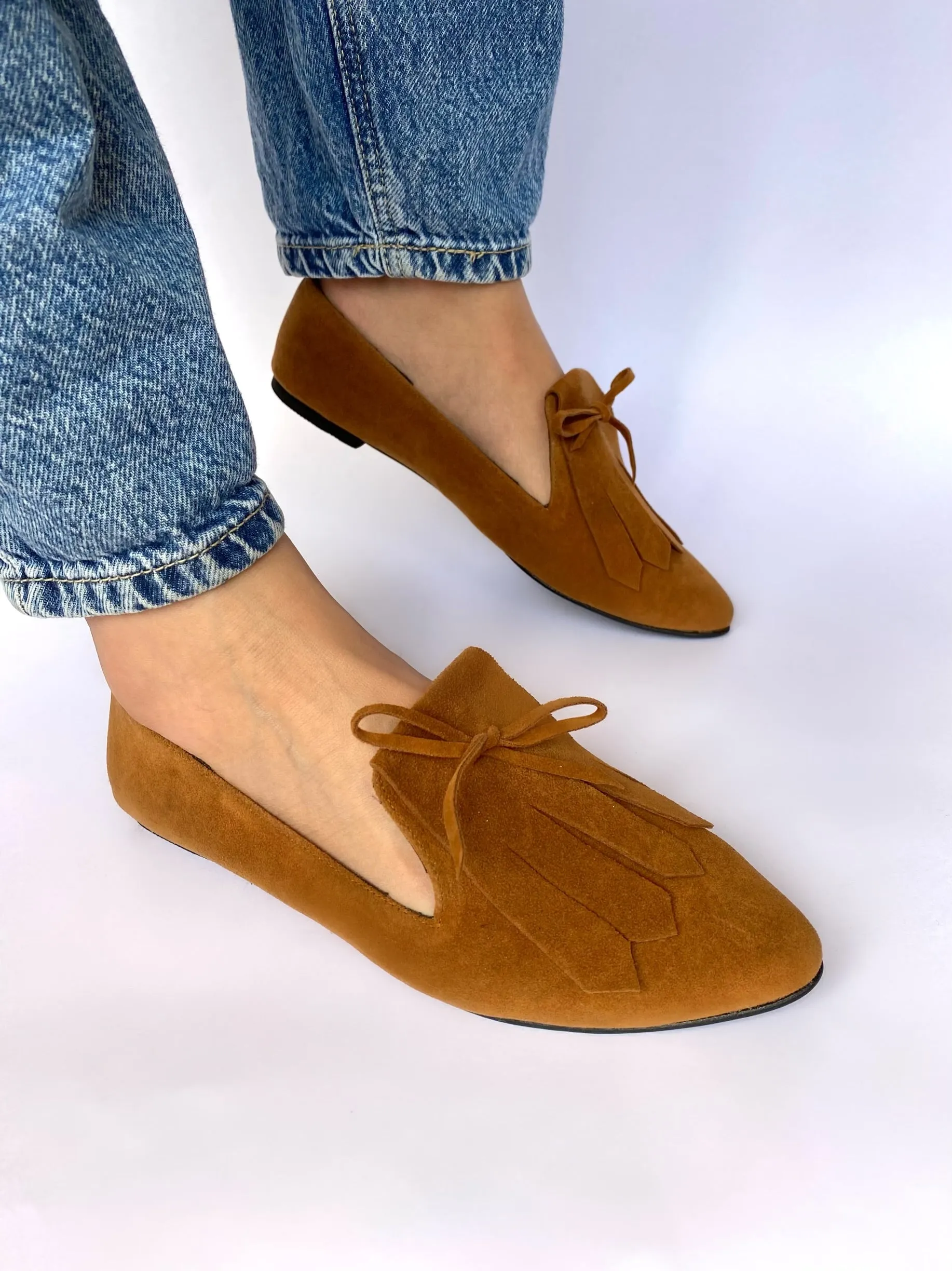 Havane Fringed Suede Loafers