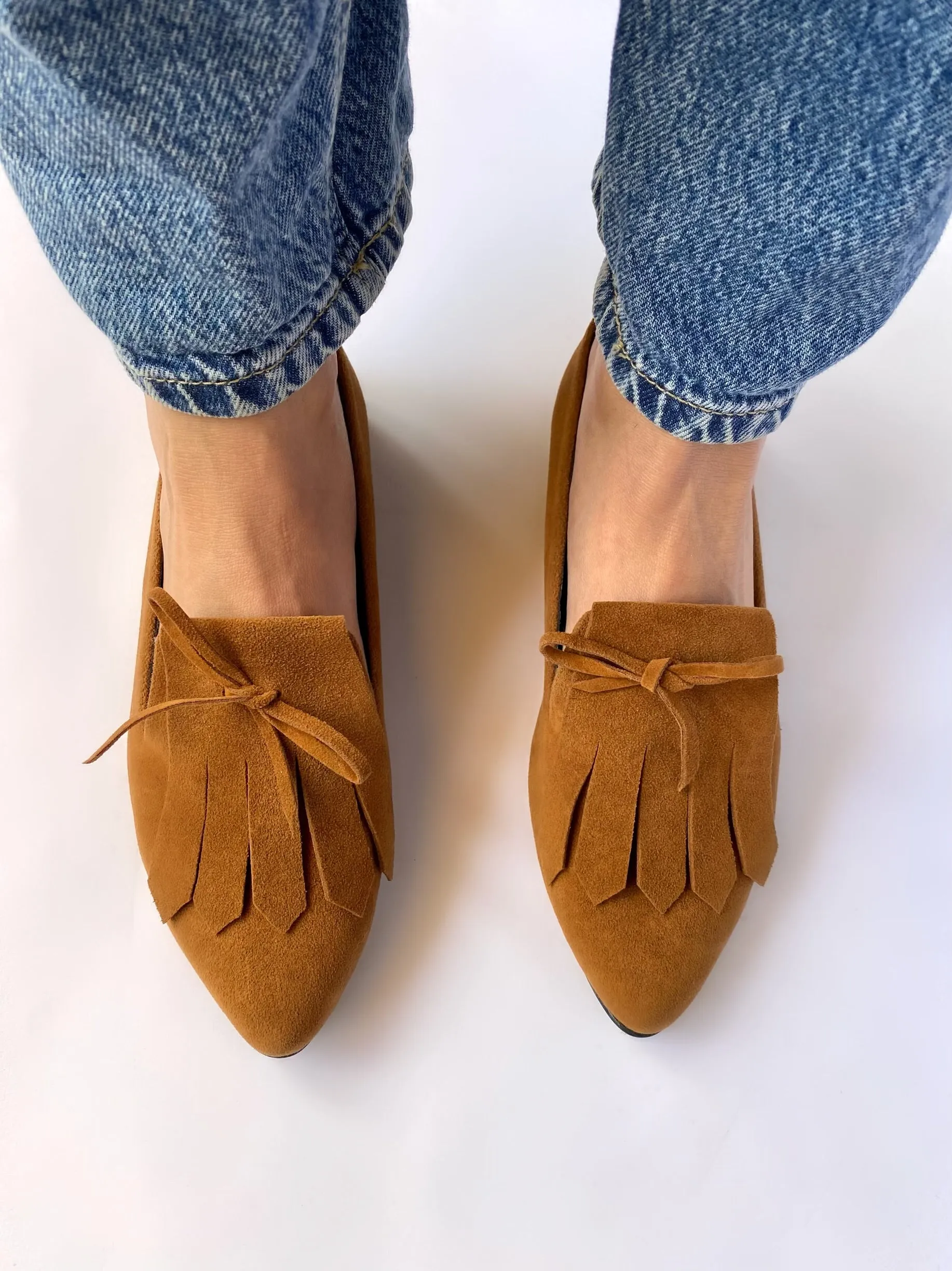 Havane Fringed Suede Loafers