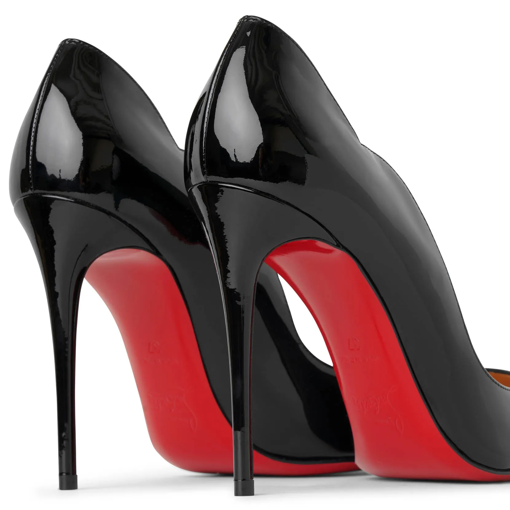 Hot Chick 100 patent black pumps