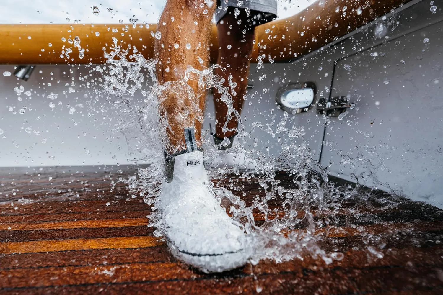 HUK Men's Rogue Wave Shoe | High-Performance Fishing & Deck Boot Rain