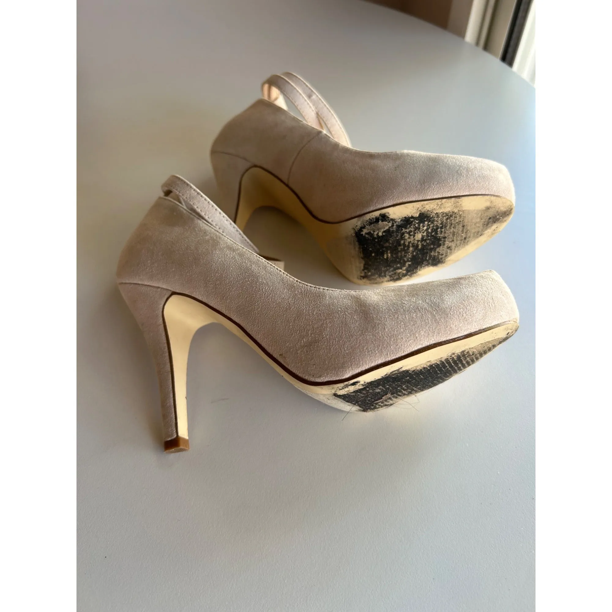 Just Fab "Repunzel" Nude Tan Closed Toe Pumps, 4" Heels Women's Size 6.5