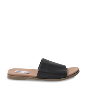 Karolyn Flat Sandal - Steve Madden