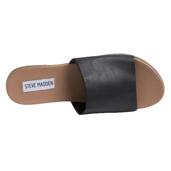 Karolyn Flat Sandal - Steve Madden
