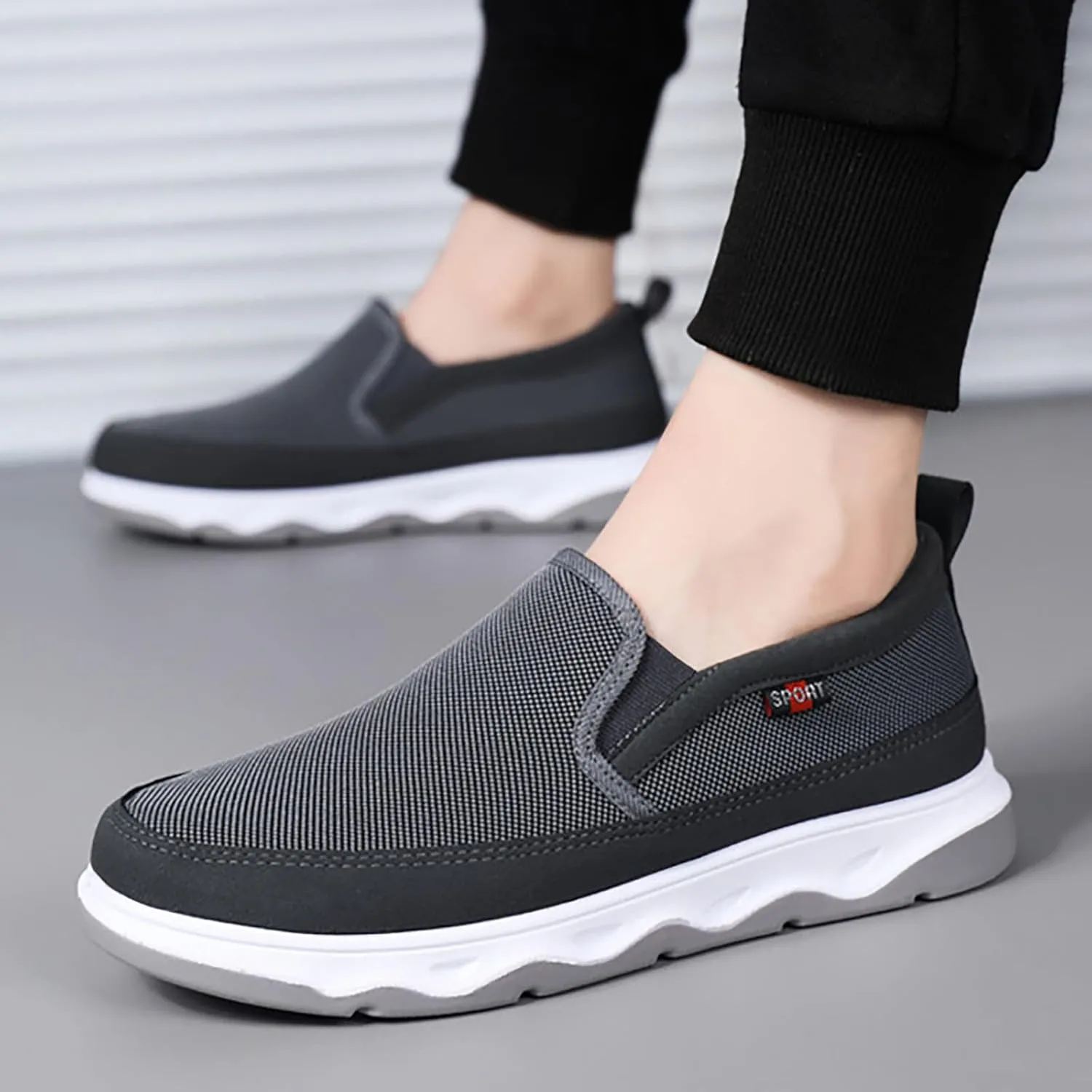Lightweight Diabetic Shoes for Men Lightweight Breathable Slip on Running Shoe Lightweight Elderly Slip on Shoes
