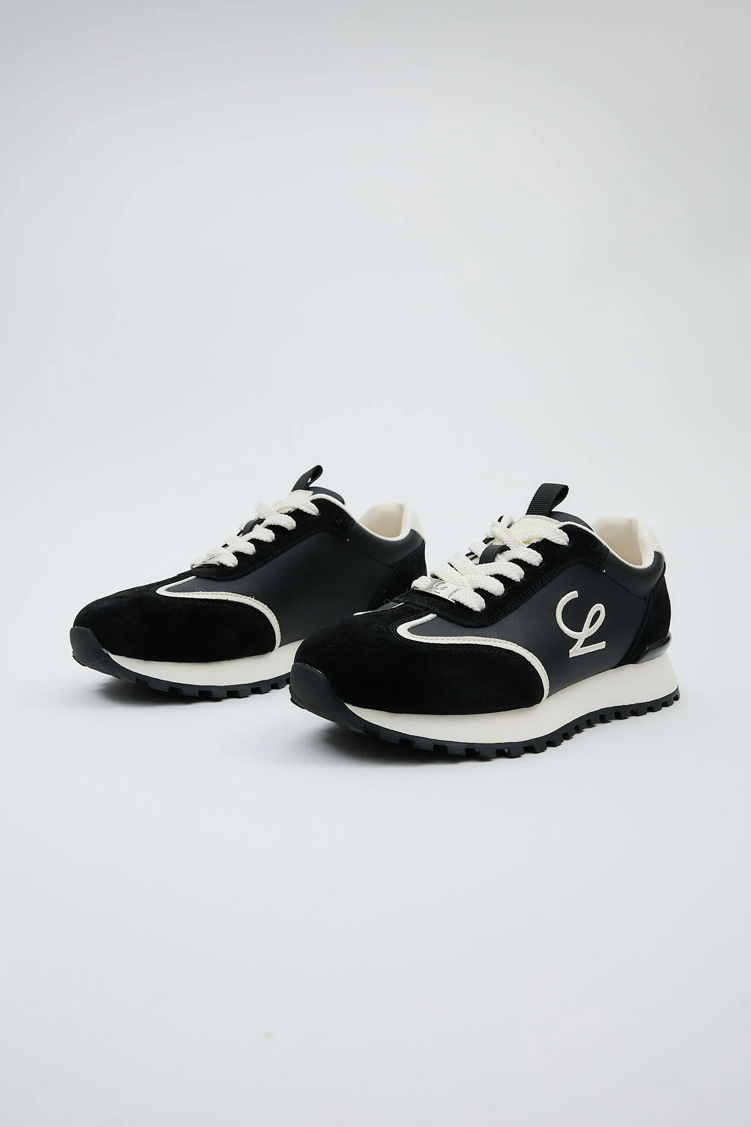 Lucania Black