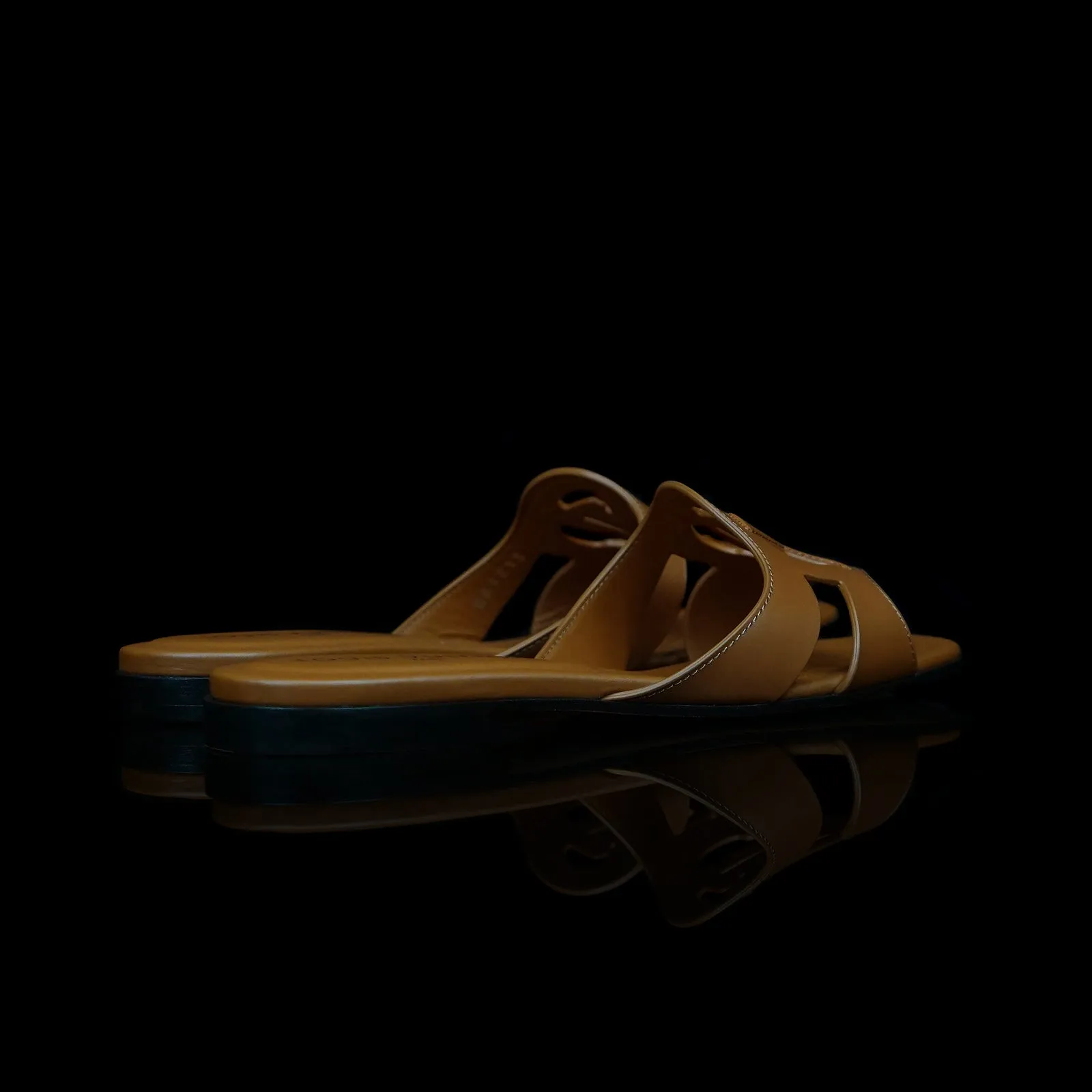 LV Isola Flat Mules