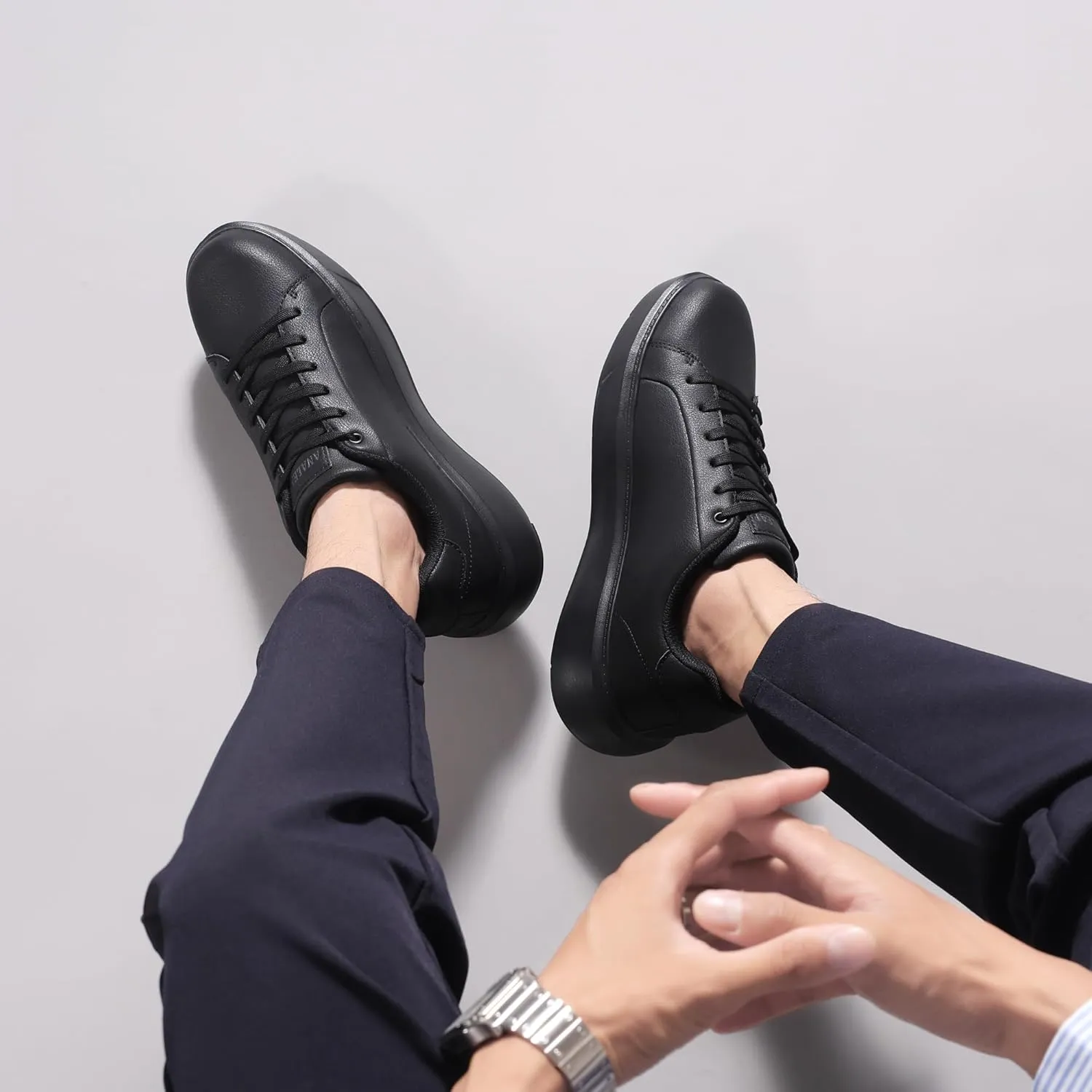 Mens Casual Shoes Fashion Sneakers Lightweight Comfortable Lace-up Shoes
