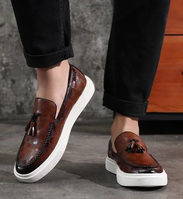 Men's Plaid Pattern Leather Slip On Tassel Loafers Fashion Round Toe Low Top Non-Slip Business Casual Shoes