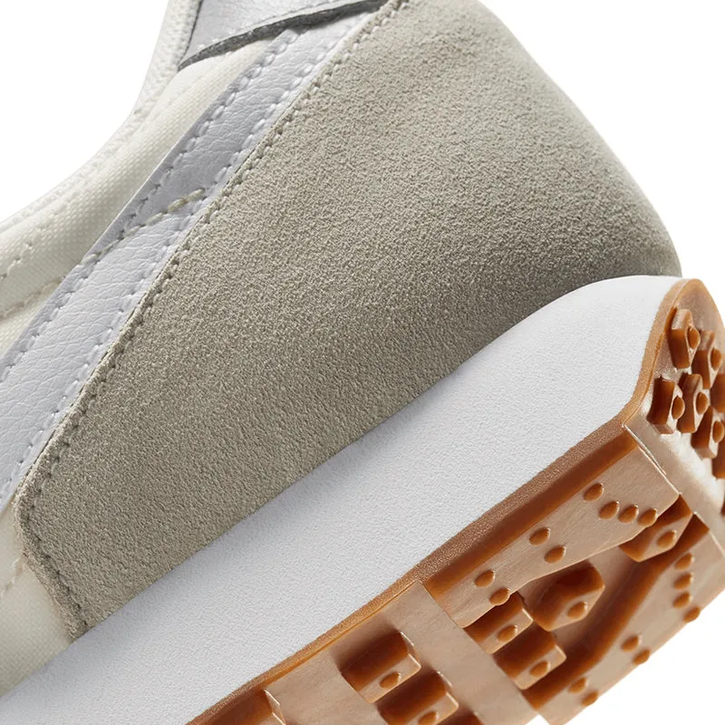 Nike Women's Daybreak