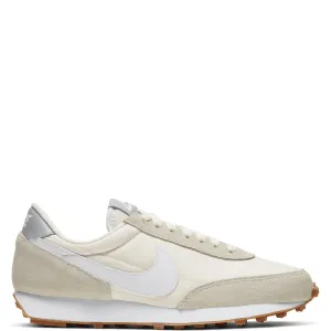 Nike Women's Daybreak