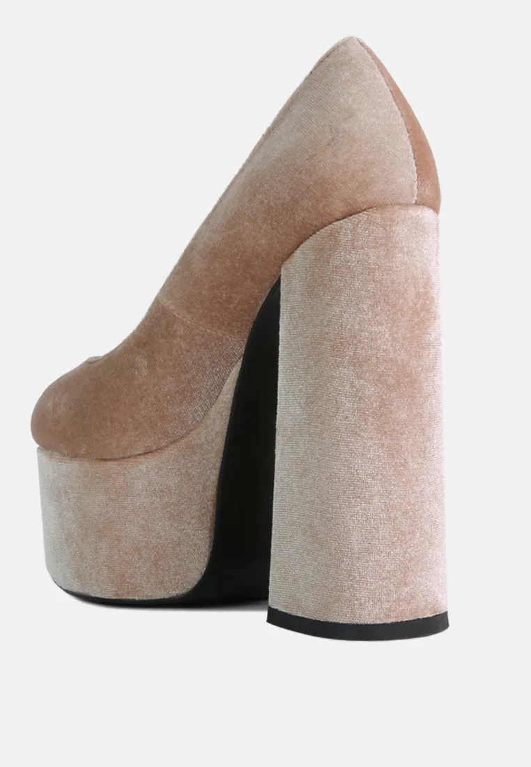 old novelty platform heel velvet pumps