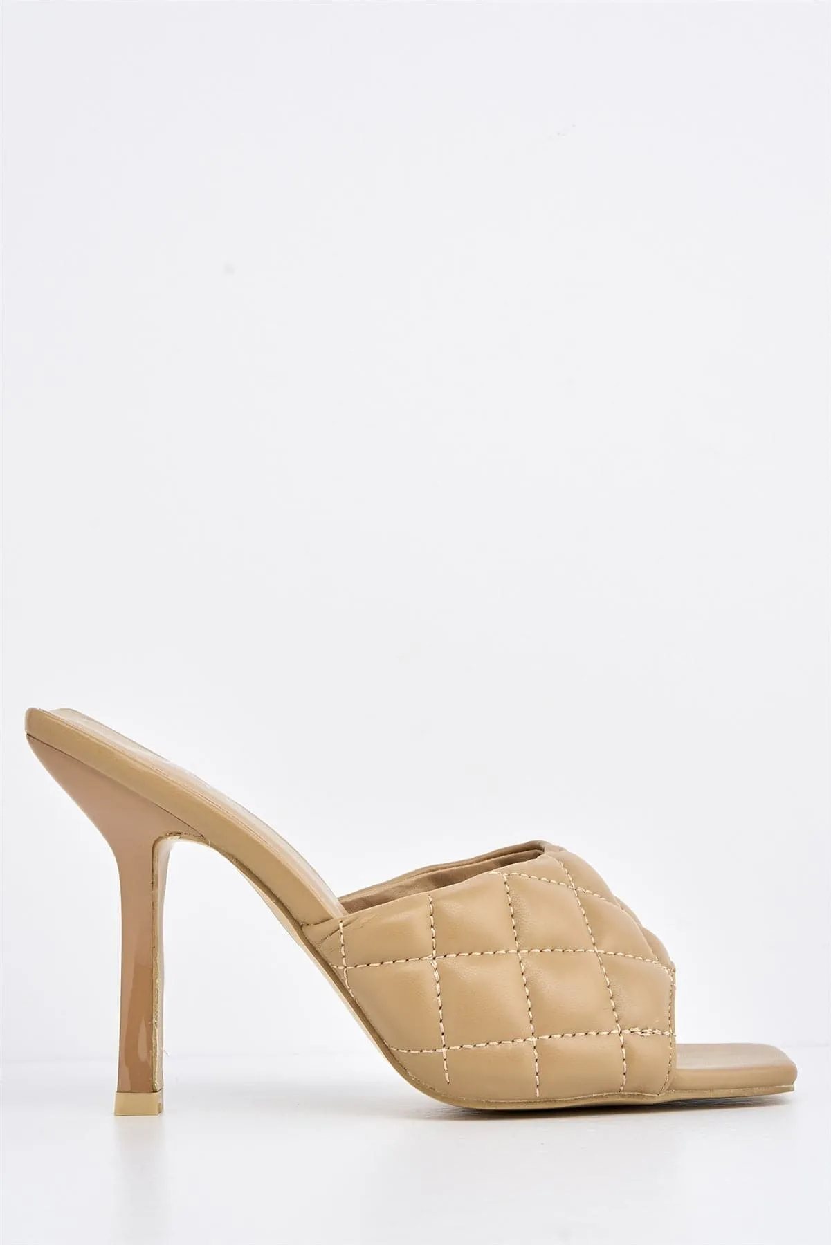 Panama Quilted Front Band Mules in Mocha