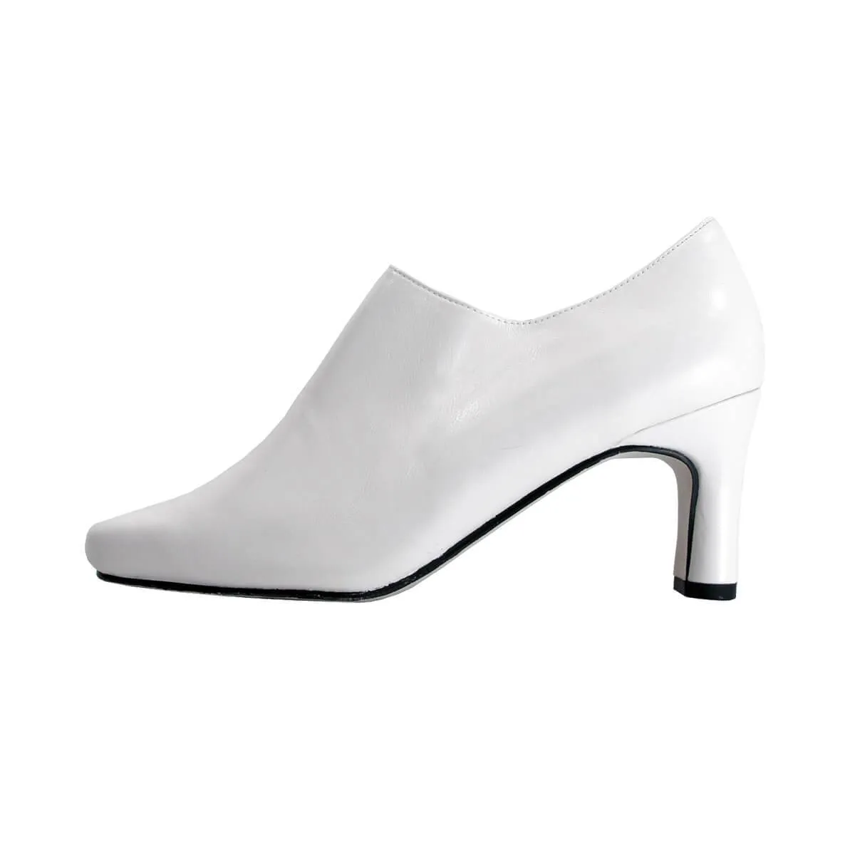 PEERAGE Sorrel Women's Wide Width Leather Shoes