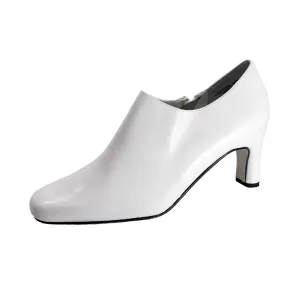 PEERAGE Sorrel Women's Wide Width Leather Shoes