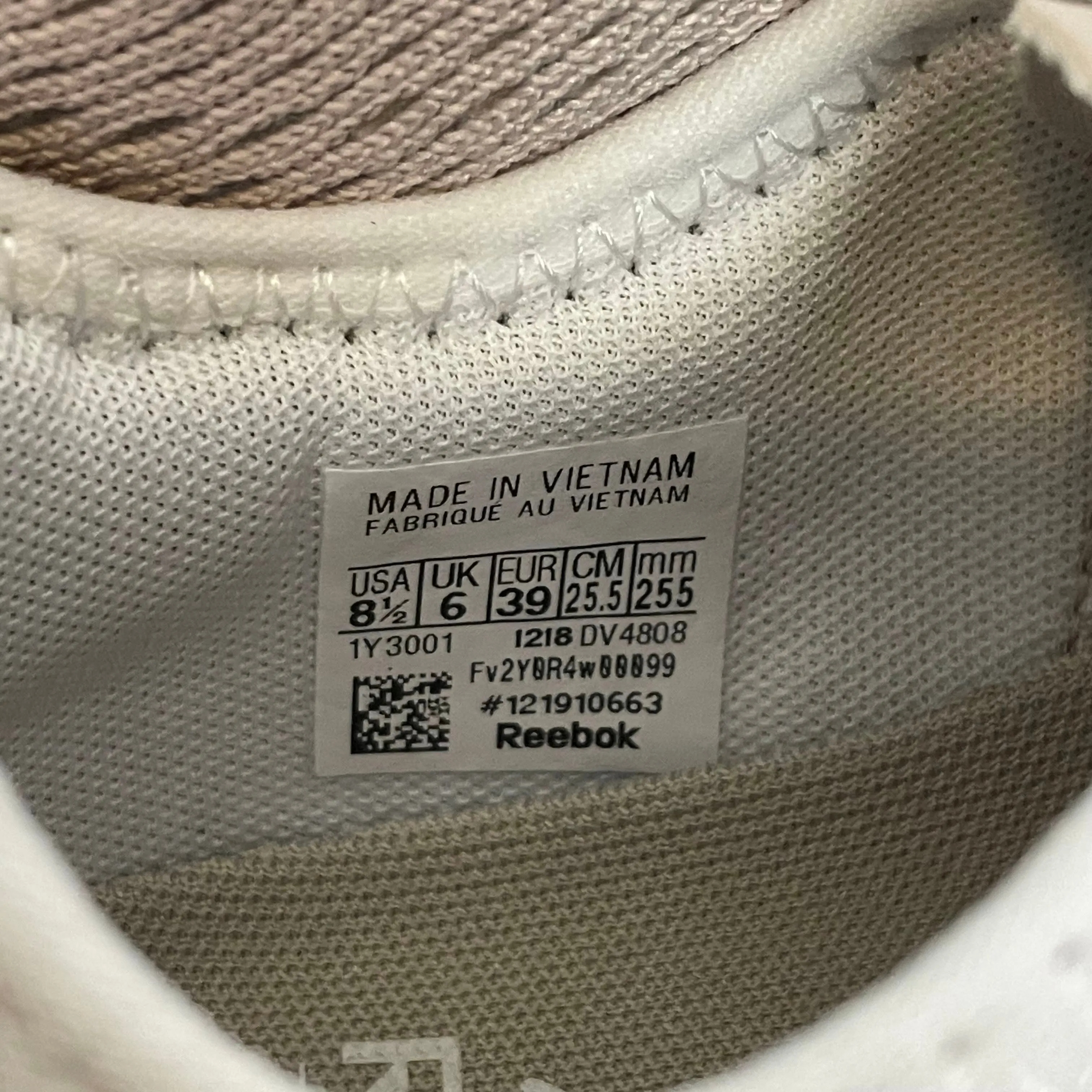 Reebok | Women's Tan and White Les Mills Flexago Crosstrainer Sneakers | Size: 8.5