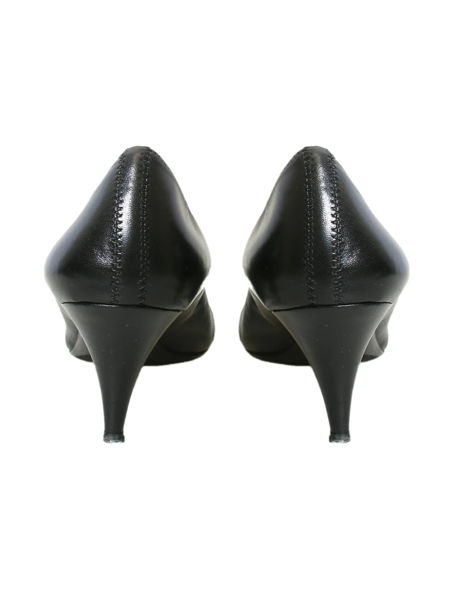 Round Toe Leather Pumps
