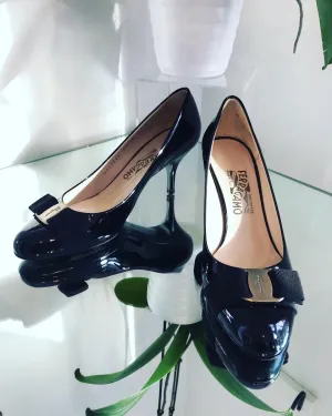 SALVATORE FERRAGAMO Vara Bow Mid-heel Pumps