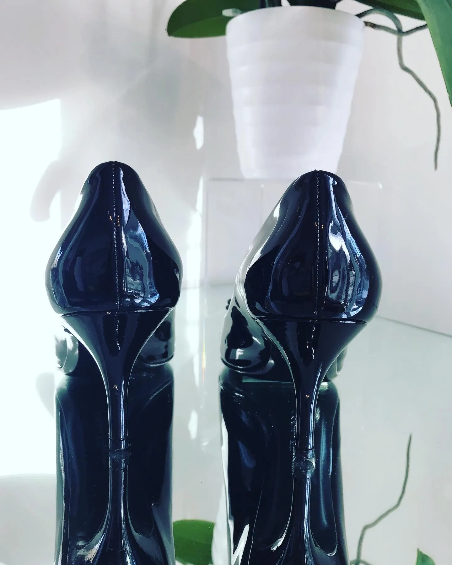 SALVATORE FERRAGAMO Vara Bow Mid-heel Pumps