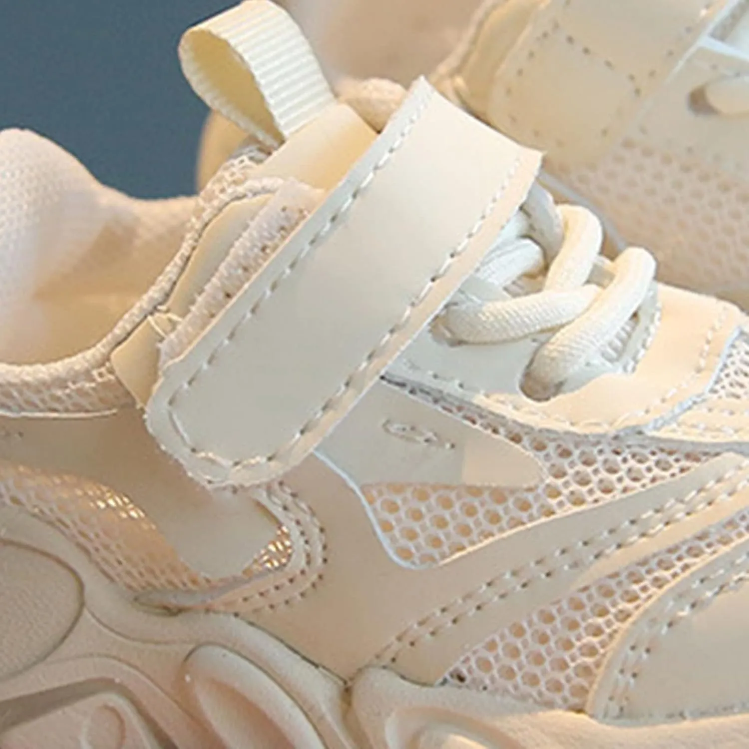Spring and Summer New Solid Color Mesh Breathable Non Slip Children's Casual Sports Shoes Running Shoes Fashion