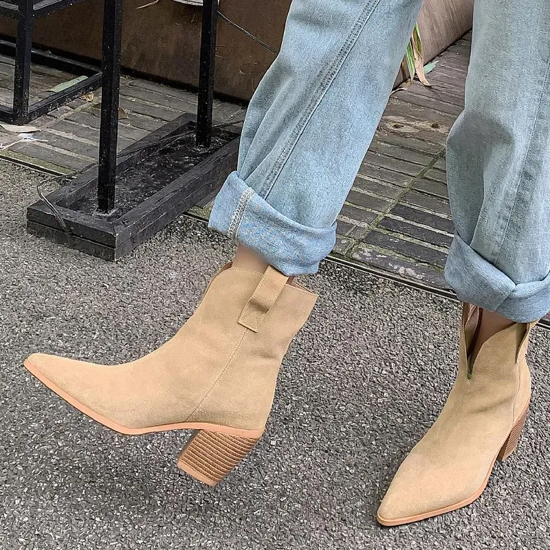 USS Shoes Claret Women's Pointed Toe Boots