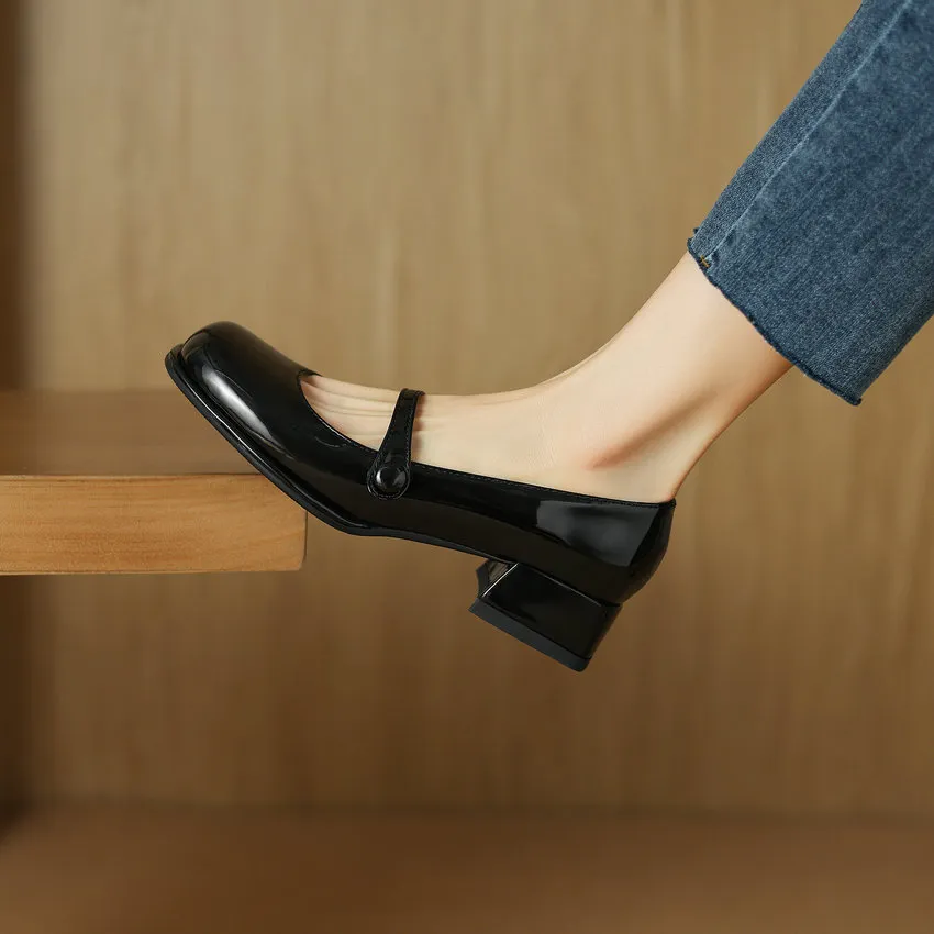 USS Shoes Fiorela Women's Square Heel Pump