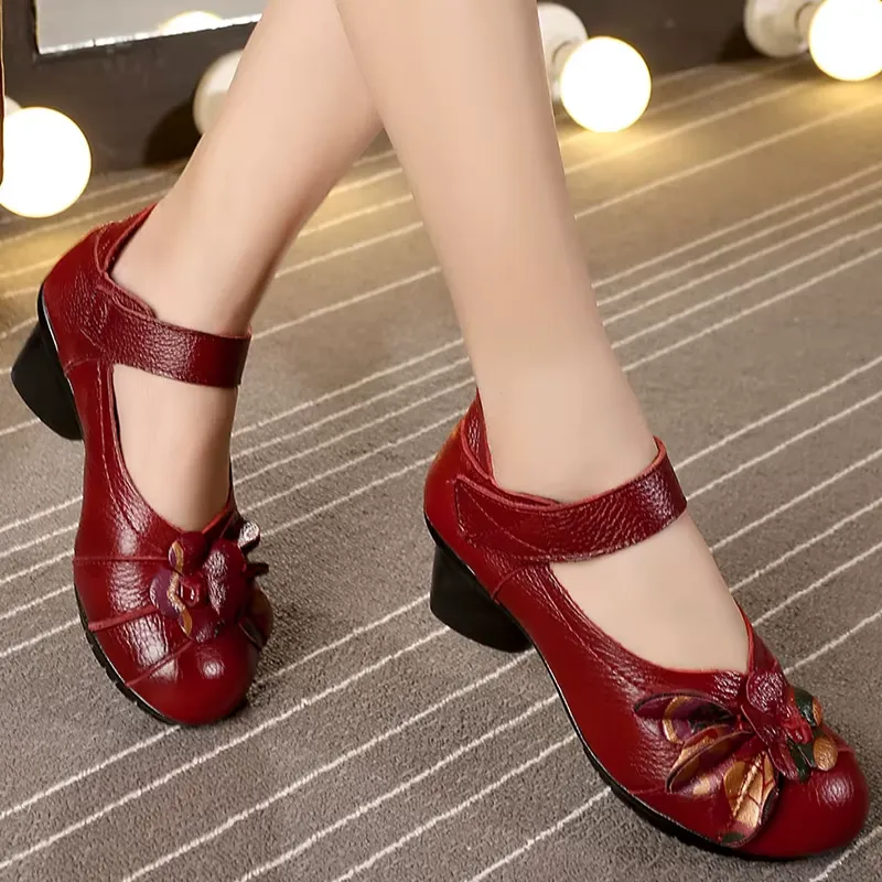 USS Shoes Thalia Women's Ethnic Style Round Toe Pumps